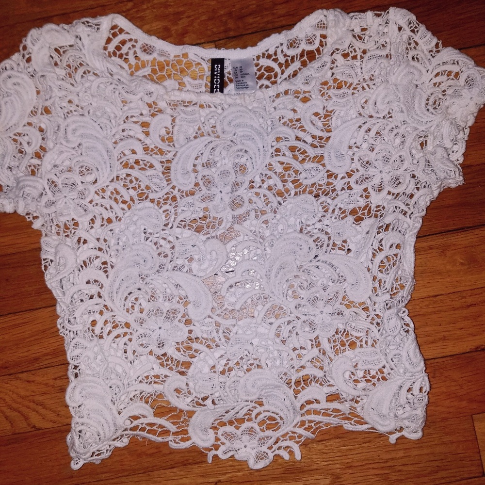Divided lace crop top